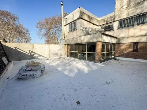 Alquiler Casa cuatro dormitorios en planta alta. Barrio Tiro Suizo