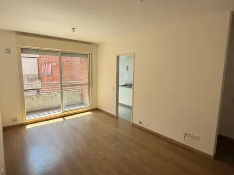 Departamento en Alquiler en República De La Sexta, $ 500.000
