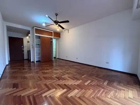 Departamento en Alquiler 50 años