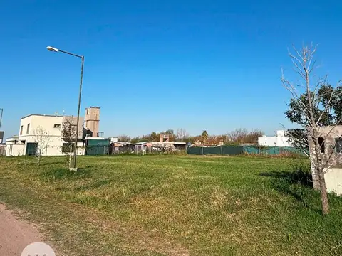 Terreno en Venta en Funes Norte, USD 38.900