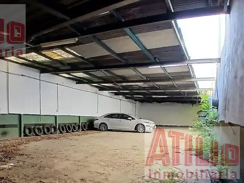 Terreno Saavedra Galpón 205 m2 Apto deposito comercial Flota Taxis Remises