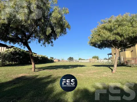 VENTA LOTE EN PILAR - PILAR DEL ESTE -  BARRIO  SAN RAMIRO