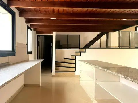 Depto Tipo Casa en Venta en Saavedra, USD 203.000