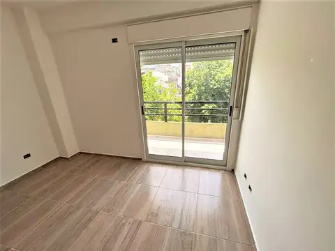 Depto Tipo Casa 3 ambientes con 2 baños