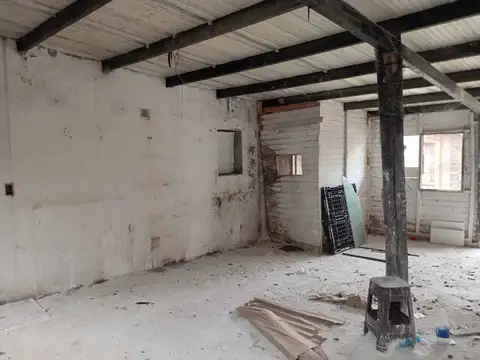 Casa 4 ambientes con 1 baño