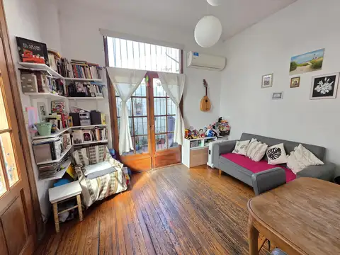 VENTA PH 2 AMB PATIO Y TERRAZA SIN EXPENSAS PARQUE PATRICIOS