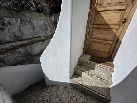 Depto Tipo Casa en Venta 50 años