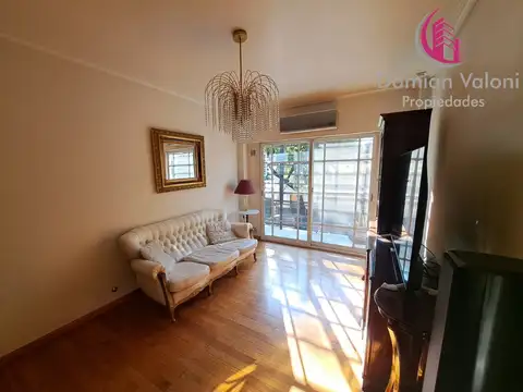 Tres Arroyos 2900, Piso 1