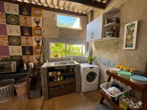 Casa 4 ambientes con 1 baño