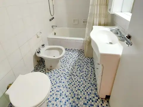 Departamento 4 ambientes con 2 baños