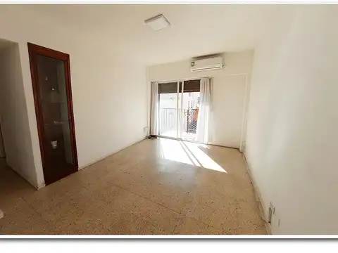 Departamento de 3 ambientes con balcón y cochera - Muy luminoso - Almagro