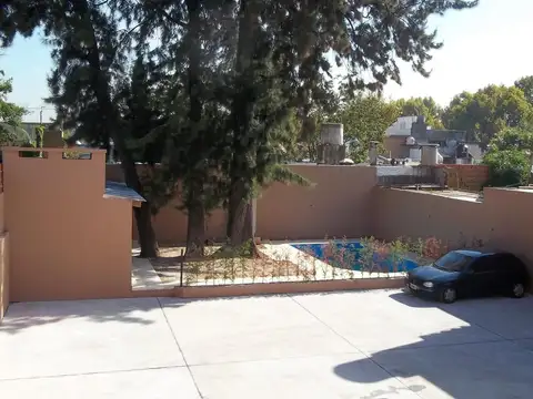 Int.ballester 3056 , Piso 1