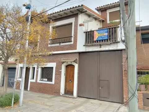 Ucrania 100, Piso 1