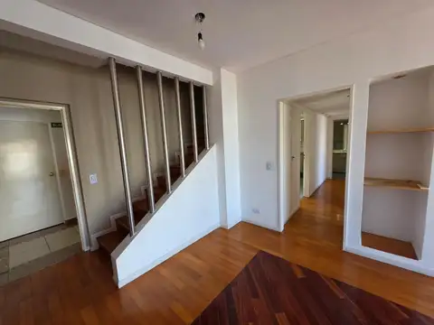 Departamento en Alquiler con 1 cocheras