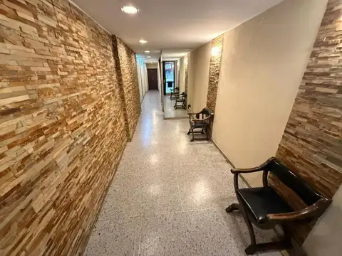 Inmejorable ubicación ! 2 ambientes en Recoleta !