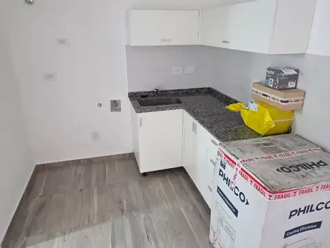 Departamento en Alquiler en Lomas de Zamora, $ 420.000
