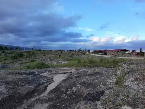 SE VENDE FRACCION 1.4 H LA CUMBRECITA C/SERVICIOS