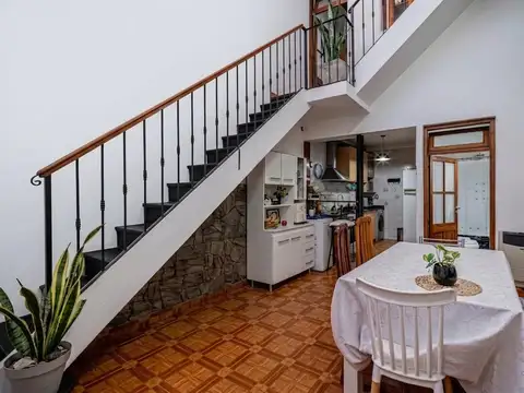 Depto Tipo Casa en Venta en Villa Ortuzar, USD 220.000
