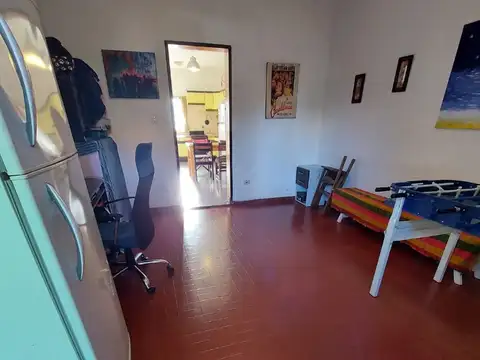 DEPARTAMENTO TIPO CASA PLANTA BAJA FTE CON GARAGE, PARQUE, LAVADERO, PARRILLA, PILETA + MONOAMBIENTE