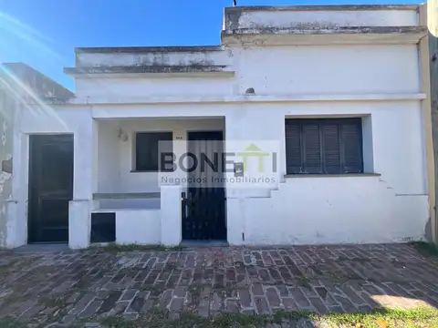 Casa en alquiler en Mercedes, 3 dormitorios