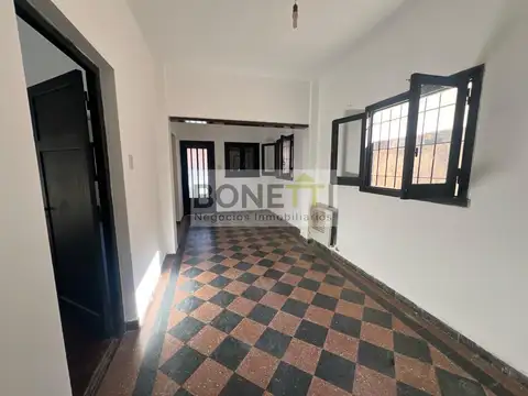 Casa en Alquiler en Mercedes, $ 500.000