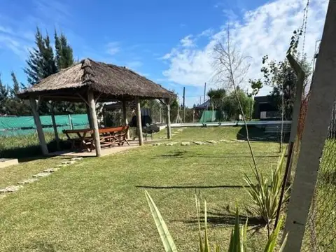 Casa 2 ambientes con 1 baño