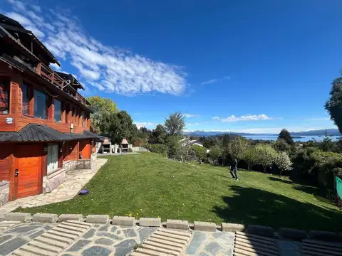 Dúplex en venta c/ cochera en san carlos de bariloche