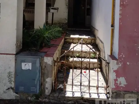 Depto Tipo Casa en Venta en Moron Sur, USD 85.000