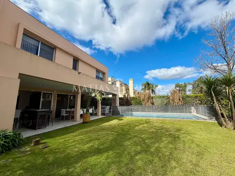 Casa en Venta en Villa Gobernador Udaondo, USD 550.000