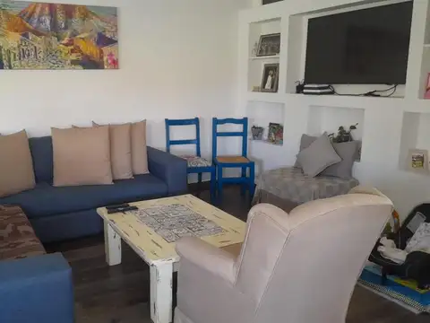 Casa 4 ambientes con 3 baños