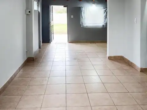 Depto Tipo Casa en Alquiler de 2 ambientes