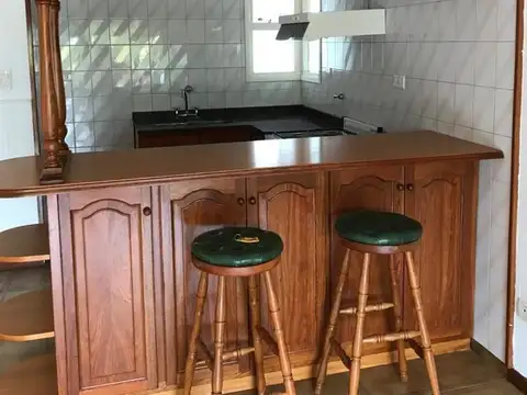 Depto  2 amb. a la calle con balcón