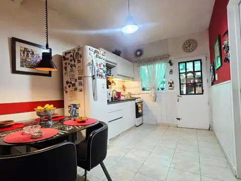 Depto Tipo Casa en Venta de 4 dormitorios