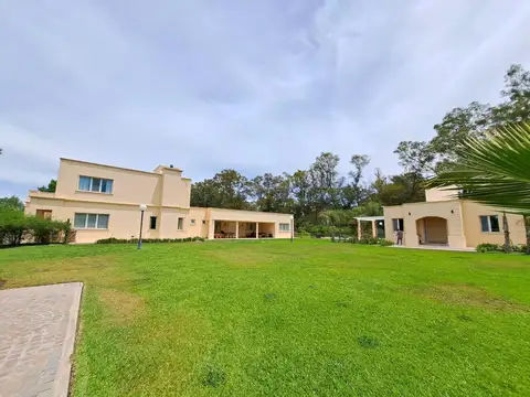 Casa en Venta de 5 dormitorios