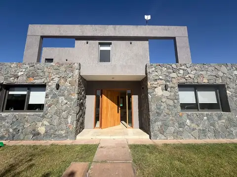 Casa en Venta en Carrodilla la Puntilla, Luján de Cuyo