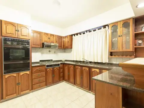 Local en Venta en Valentin Alsina, USD 275.000