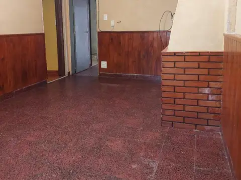 Casa en Alquiler con 1 cochera