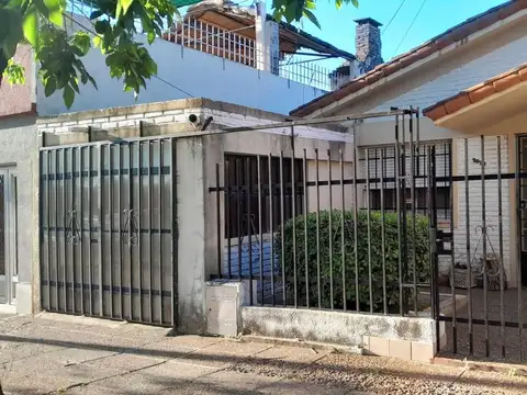 SE ALQUILA CASA - ZONA CENTRO SANTO TOME