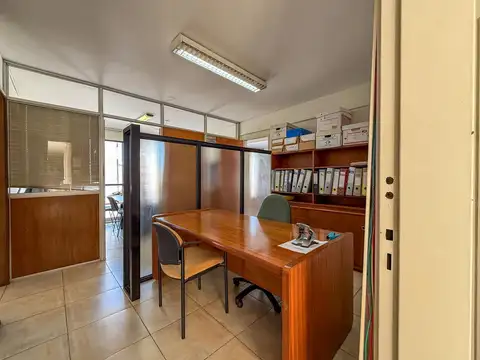 Venta oficinas galería La Favorita zona Centro, Rosario