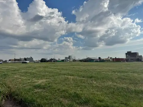 Terreno en Venta 33  mts Fondo