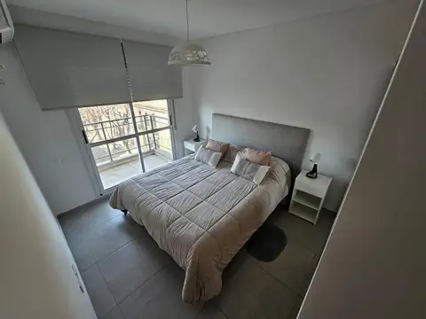 Departamento en Alquiler con 1 cocheras