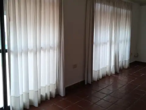 Casa en Alquiler en Villa Belgrano, $ 2.000.000