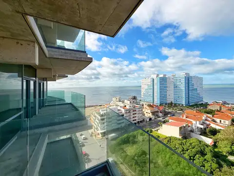 Departamento 2 ambientes con vista al mar en Torre Unkanny · Playa Varese