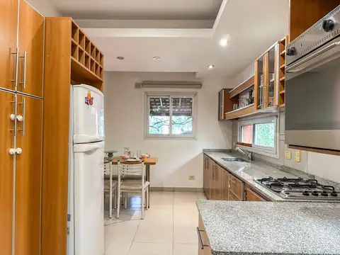 Casa en Alquiler al Oeste