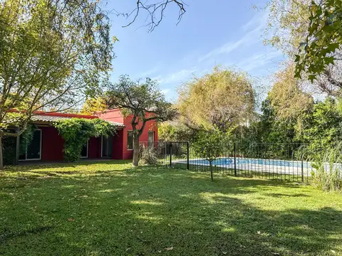 Casa en  alquiler en el Barrio San Isidro Labrador, Villanueva, Tigre.