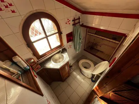 Casa 4 ambientes con 4 baños