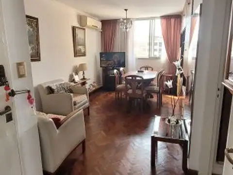 Departamento en venta en Centro de 3 dormitorios con cochera!