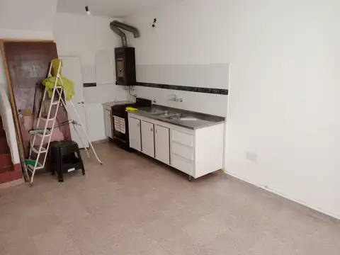 Depto Tipo Casa en Alquiler al Este