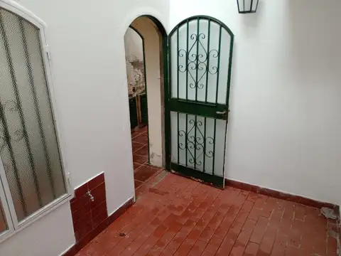 Depto Tipo Casa en Alquiler de 1 dormitorio