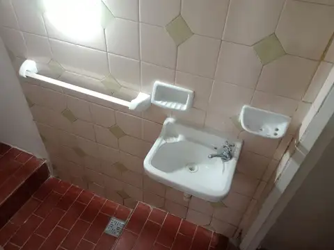 Depto Tipo Casa en Alquiler de 1 dormitorio